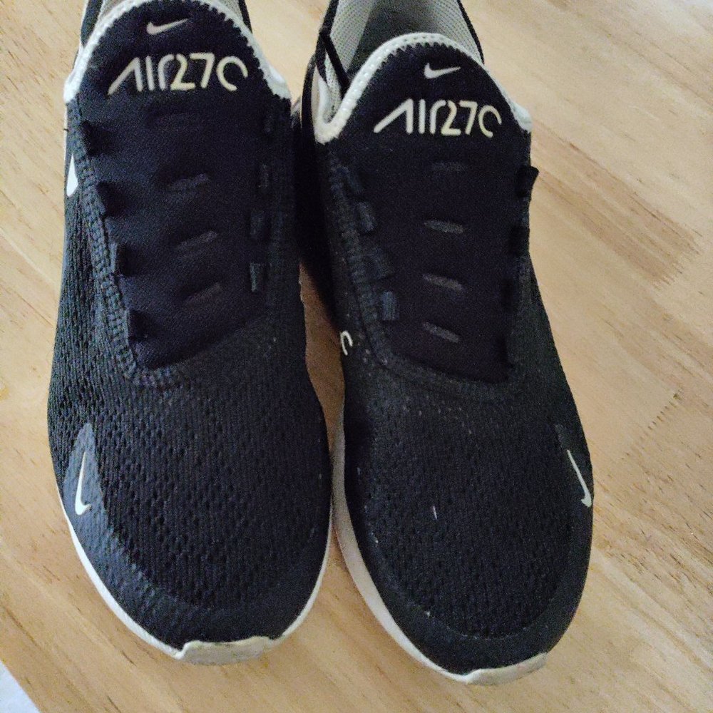 Nike Air 270